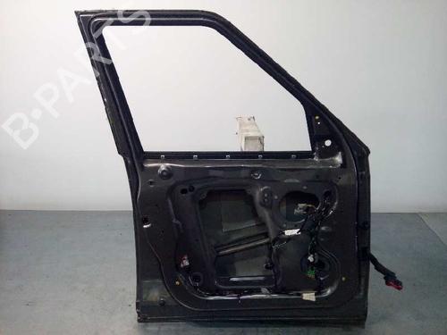 Left front door LAND ROVER DISCOVERY III (L319) 2.7 TD 4x4 | BP5262245C2 