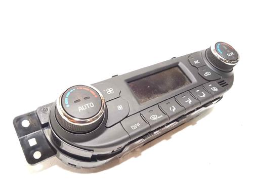 Used Climate control Climate control 17077652 17077652