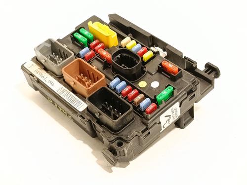 Fuse box CITROËN C3 Picasso (SH_) 1.6 HDI 90 | BP36533616E1 - Image 2