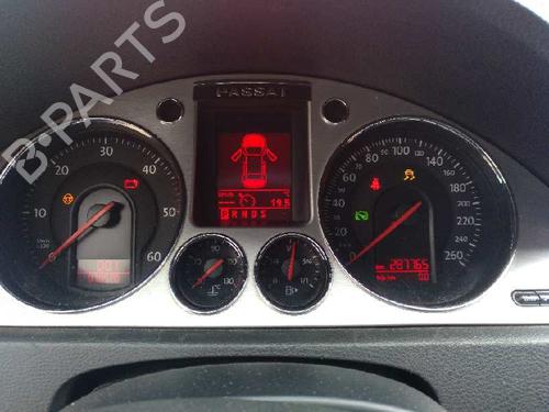 Achterlicht kofferdeksel achterklep links VW PASSAT B6 Variant (3C5) 2.0 TDI 16V | BP6008029C79 