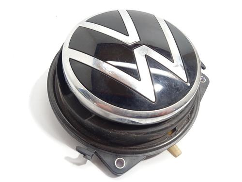 Used Tailgate handle VW POLO VI (AW1, BZ1, AE1) 1.0 TSI (95 hp) 18119662