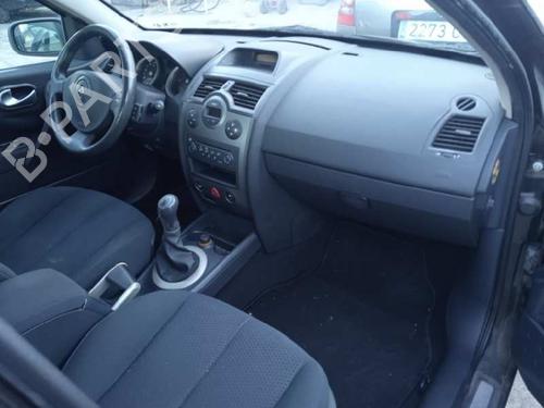 Right headlight RENAULT MEGANE II Saloon (LM0/1_) 1.6 16V (LM1R, LM0C) | BP11526125C29