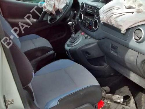 Glove box PEUGEOT PARTNER Box Body/MPV 1.6 HDi 90 | BP1458246C95 
