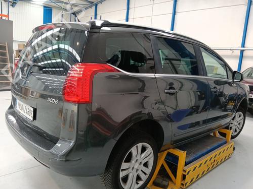 Left front window switch PEUGEOT 5008 (0U_, 0E_) 1.6 BlueHDi 120 | BP36013942I27 - Image 28