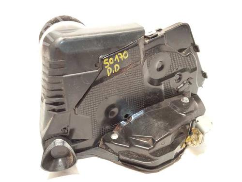 front-right-lock-toyota-yaris-_p13_-15-nsp131_-690300d540-2010-2011-2012-2013-2014-2015-2016-2017-2018-2019-2020-12683615 main image