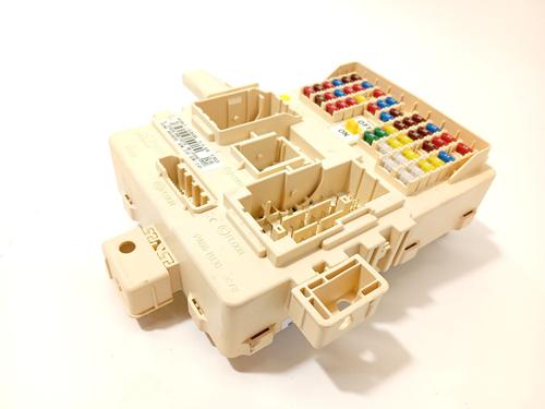 Used Fuse box HYUNDAI TUCSON (TL, TLE) 1.6 GDi (132 hp) 32369304