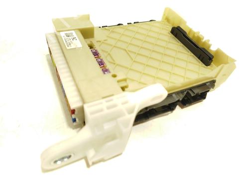 Fuse box TOYOTA COROLLA Saloon (_E21_) 1.8 VVTi Hybrid (ZWE211, MZEA12) | BP33324742E1 - Image 2