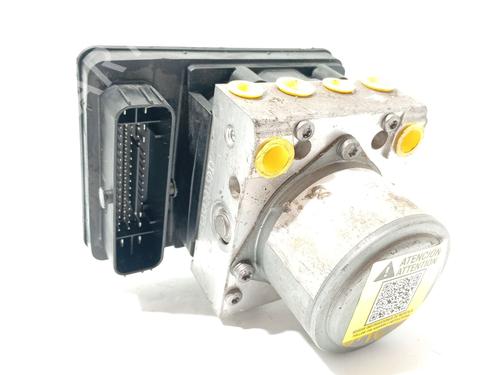 Used ABS pump FIAT 500X (334_) 1.4 (334AXC1B, 334AXC11) (140 hp) 32451402