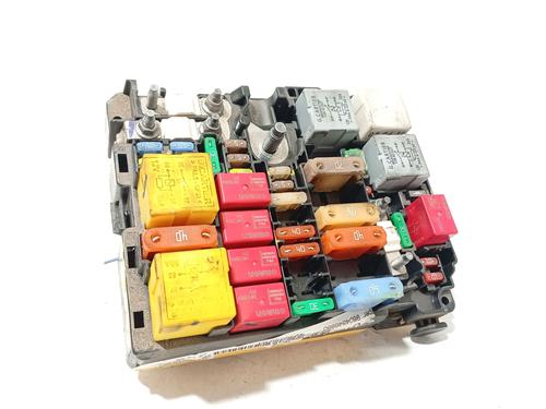 Used Fuse box Fuse box 33621664 33621664