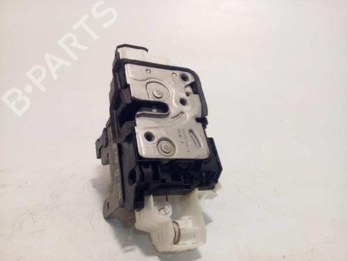 front-right-lock-volvo-v40-hatchback-525-d2-31301422-2012-2013-2014-2015-2016-2017-2018-2019-4939823 main image