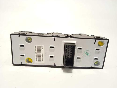 Left front window switch HYUNDAI i30 Estate (PDE) | BP6806902I27 - Image 3