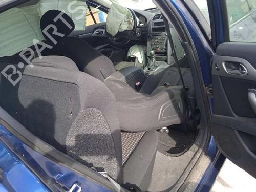 Fuse box PEUGEOT 407 (6D_) 2.0 HDi 135 (6DRHRH, 6DRHRE, 6DRHRG, 6DRHRJ) | BP10227063E1 