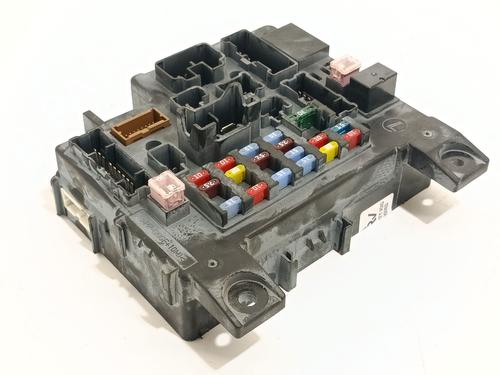 fuse-box-mitsubishi-outlander-ii-cw_w-2005-2006-2007-2008-2009-2010-2011-2012-36431945 main image