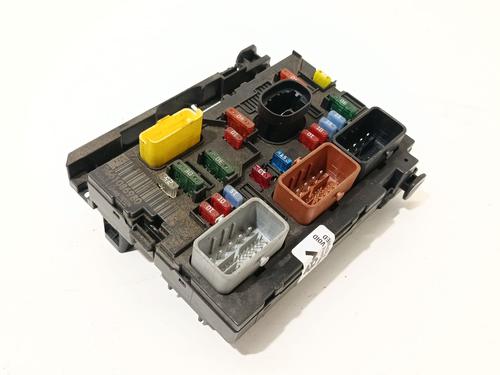 Used Fuse box Fuse box 34435374 34435374
