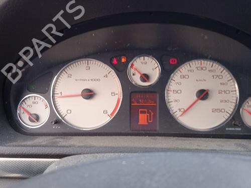 Right headlight PEUGEOT 407 SW (6E_, 6D_) 2.0 HDi 135 | BP31061038C29