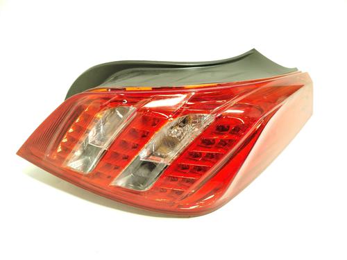 Used Right taillight PEUGEOT 508 I (8D_) 2.2 HDi (204 hp) 28215132