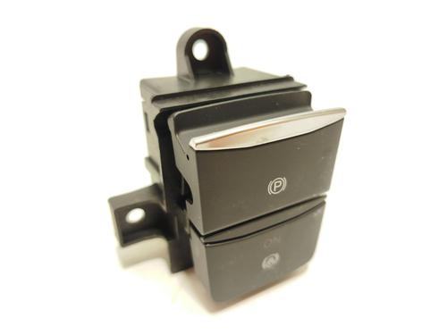 switch-ford-kuga-iii-dfk-2019-32381844 main image