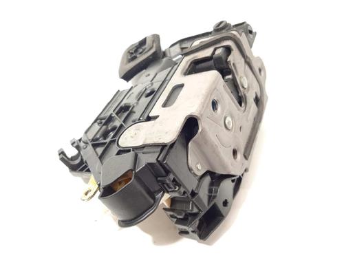 rear-left-lock-seat-leon-st-5f8-20-cupra-4drive-5k4839015af-2012-2013-2014-2015-2016-2017-2018-2019-2020-17955286 main image