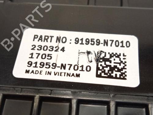 Fuse box HYUNDAI TUCSON (NX4E, NX4A) 1.6 T-GDi | BP25303547E1 