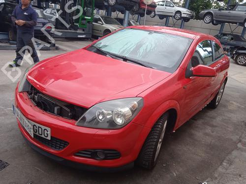 Left taillight OPEL ASTRA H GTC (A04) 1.9 CDTI (L08) | BP29305884C34 