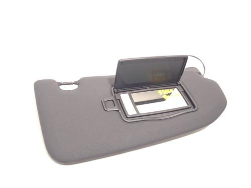 Used Right sun visor Right sun visor 18298747 18298747