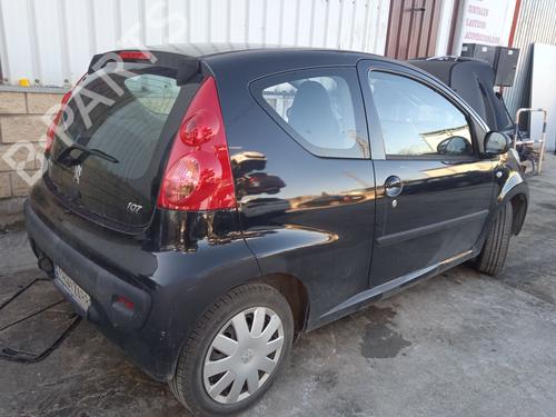 Left taillight PEUGEOT 107 (PM_, PN_) 1.0 | BP31448384C34 