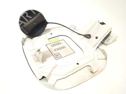Tappo del serbatoio MITSUBISHI OUTLANDER III (GG_W, GF_W, ZJ, ZL, ZK) 2.2 Di-D (GF6W) (150 hp) 12580339