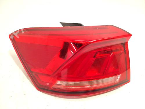 Used Left taillight VW T-ROC (A11, D11) 2.0 TDI (150 hp) 22729648