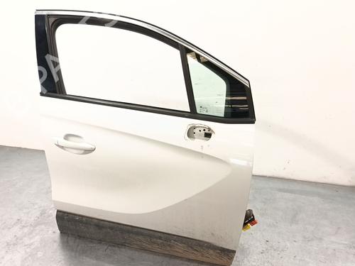 right-front-door-opel-crossland-x-crossland-p17-p2qo-2017-33977669 main image