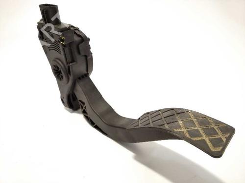 Used Pedal Pedal 5573584 5573584