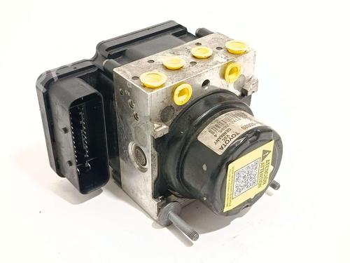 ABS Bremseaggregat ABS Bremseaggregat TOYOTA YARIS (_P13_) 1.4 D (NLP130_, NLP130) (90 hp) 37640833 37640833