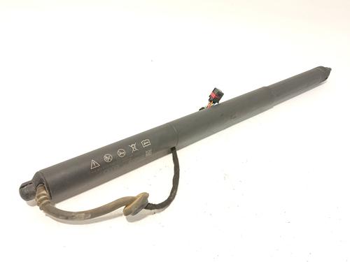 Used Tailgate lift support AUDI Q2 (GAB, GAG) 2.0 TDI (150 hp) 31933365