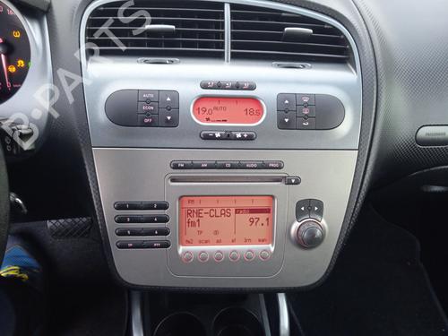 Left headlight SEAT ALTEA (5P1) 2.0 TDI 16V | BP31638926C28 