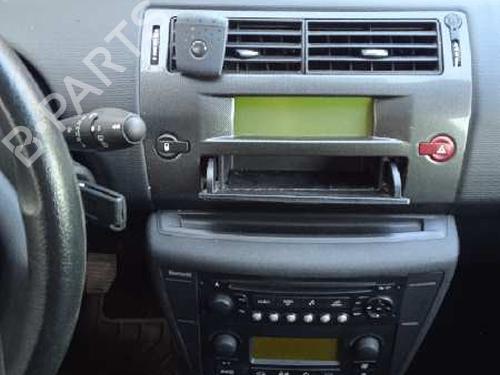 Right taillight CITROËN C4 Coupe (LA_) 1.6 VTi 120 | BP10412045C35 