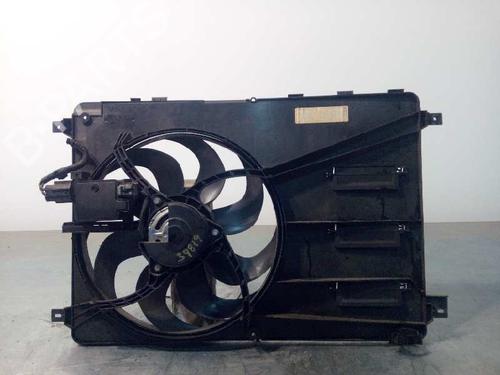 radiator-fan-volvo-v40-hatchback-525-d2-31686812-2012-2013-2014-2015-2016-2017-2018-2019-4939829 main image