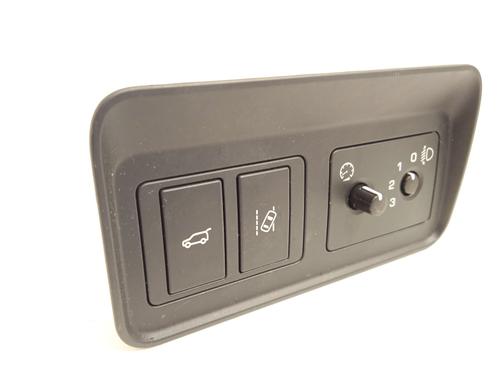 Used Headlight switch LAND ROVER DISCOVERY SPORT (L550) 2.0 D 4x4 (150 hp) 19704593