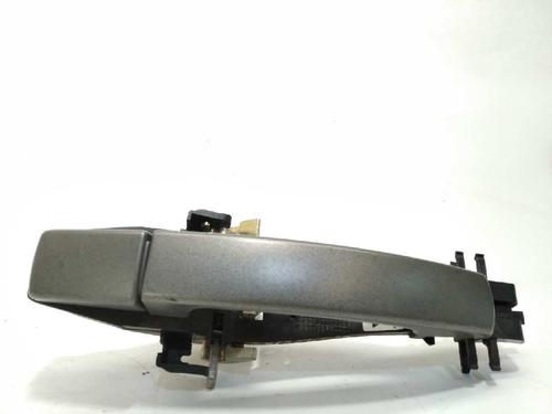 Used Rear right exterior door handle Rear right exterior door handle LAND ROVER RANGE ROVER SPORT I (L320) 3.6 D 4x4 (272 hp) 5884793 5884793