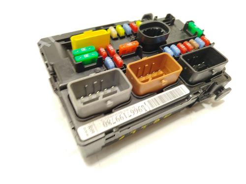 Used Fuse box Fuse box PEUGEOT 207 (WA_, WC_) 1.4 HDi (68 hp) 32695897 32695897