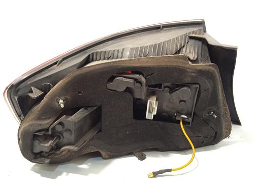Right taillight PEUGEOT 407 (6D_) 1.6 HDi 110 (6D9HZC, 6D9HYC) | BP28141156C35 