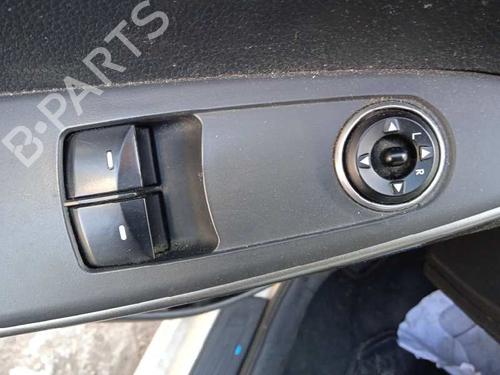 Fuse box HYUNDAI i30 (GD)  | BP9817899E1 