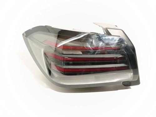 Venstre baglygte Venstre baglygte PEUGEOT 208 II (UB_, UP_, UW_, UJ_) 1.2 PureTech 100 (101 hp) 33873543 33873543