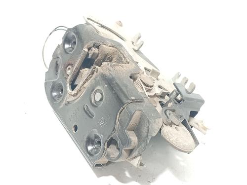 front-right-lock-mercedes-benz-vito-bus-w639-2003-32696387 main image