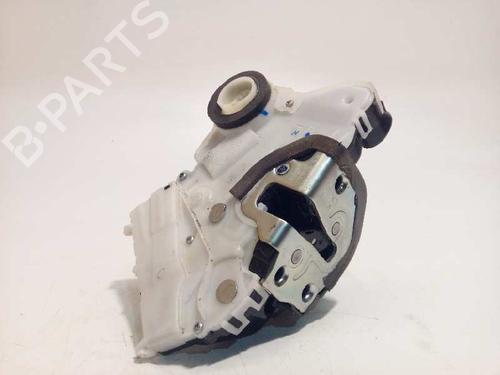 front-right-lock-subaru-xv-_gp_-20-d-awd-gpd-61032fj040-2011-4681227 main image