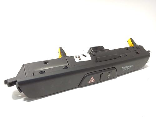 switch-kia-rio-iv-yb-sc-fb-93790h8011-93790h8011wk-2017-16317080 main image