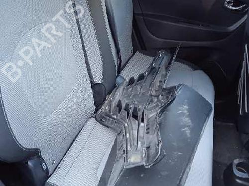 Lampa tylna klapy bagażnika prawa RENAULT CAPTUR I (J5_, H5_) 1.5 dCi 90 (J5N4, J5M5, J5MW, J5M6, J5AL, J5AJ) | BP6963772C80 