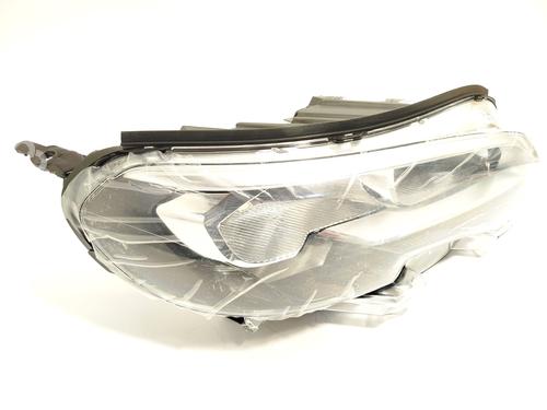 Used Right headlight PEUGEOT EXPERT Bus (V_) [2016-2025]  29158230