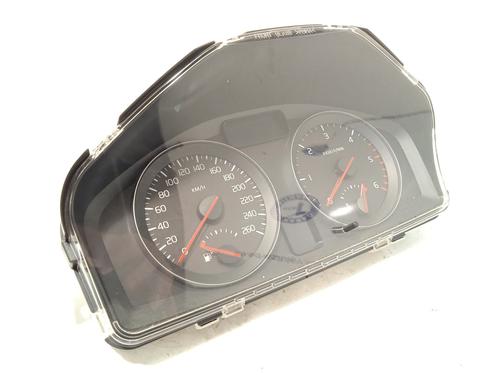 instrument-cluster-volvo-v50-545-2003-2004-2005-2006-2007-2008-2009-2010-2011-2012-26449618 main image