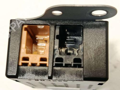 Electronic module VW GOLF VI (5K1) 2.0 TDI | BP37793373M83 - Image 3
