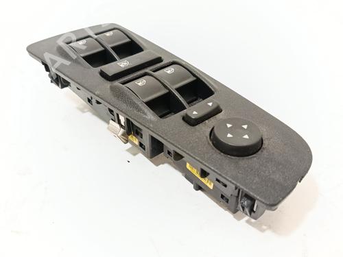 Used Left front window switch Left front window switch FIAT BRAVO II (198_) 1.6 D Multijet (198AXH1B) (105 hp) 36155621 36155621