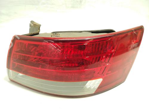 Used Right taillight HYUNDAI SONATA V (NF) [2004-2014]  27693446